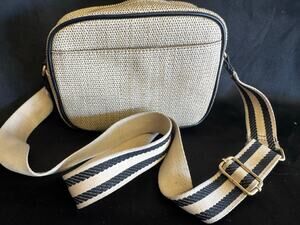 Woven Straw Rattan Look Crossbody Camera Bag Adjustable Strap Boho Summer